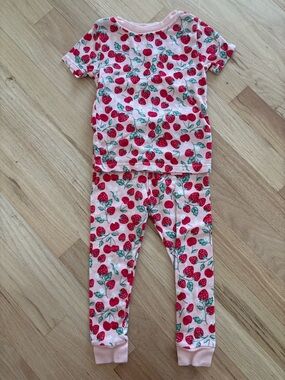Wonder Nation Strawberry Toddler Pajamas